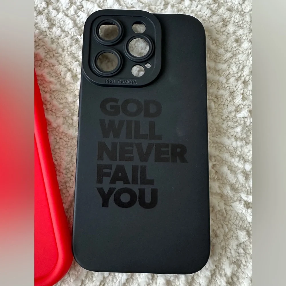 iPhone 14 Pro silicone phone covers (2)